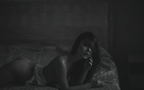 セクシーなラテン系オンリーファンズ ホット 写真