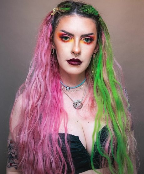 Karen Bachini ヌードのポルノスター アーカイブ