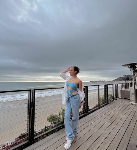 Ava Kolker ポルノスター ホット 写真