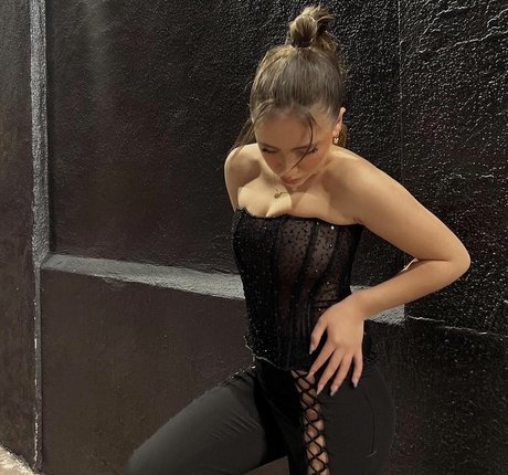 Ava Kolker ヌードのポルノスター 写真