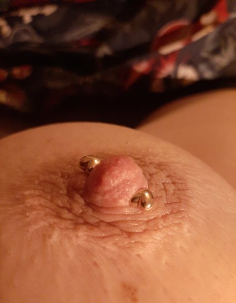 heavyrubberette 裸のスター 写真