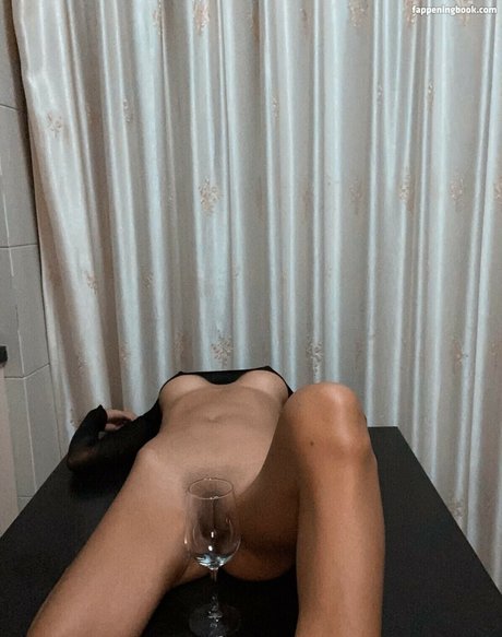 sxorpiton ポルノスター 画像