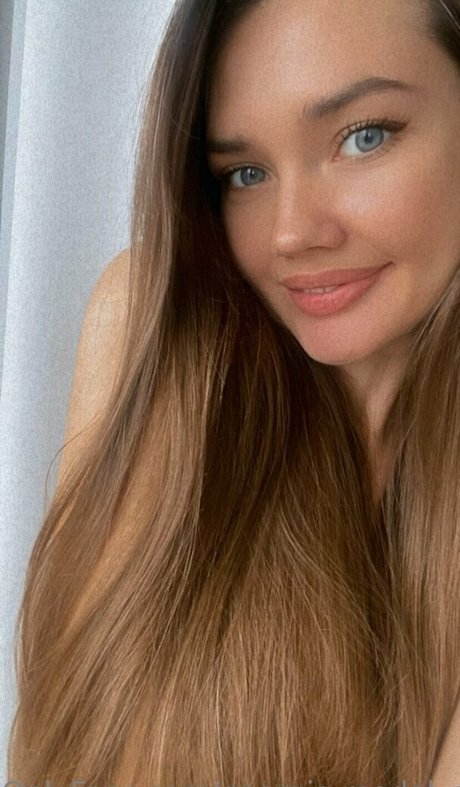 アマチュア DP オンリーファンズ ヌード 写真