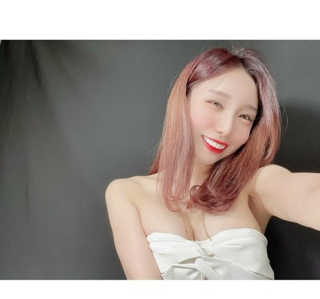 yeseul 独占ポルノスター 写真