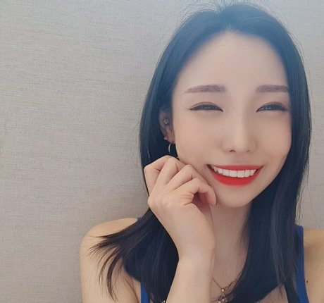 yeseul ポルノスター ヌード 画像