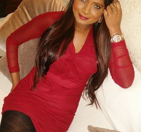 セクシーなアジア人オンリーファンズ ポルノ アーカイブ