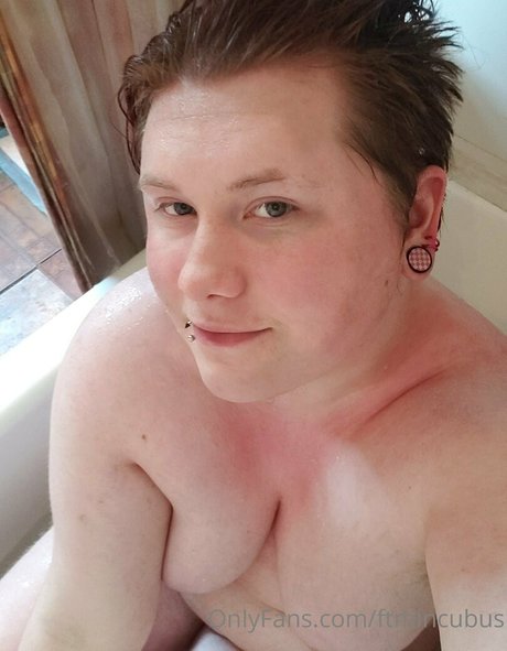 ftmincubus ホットモデル 写真
