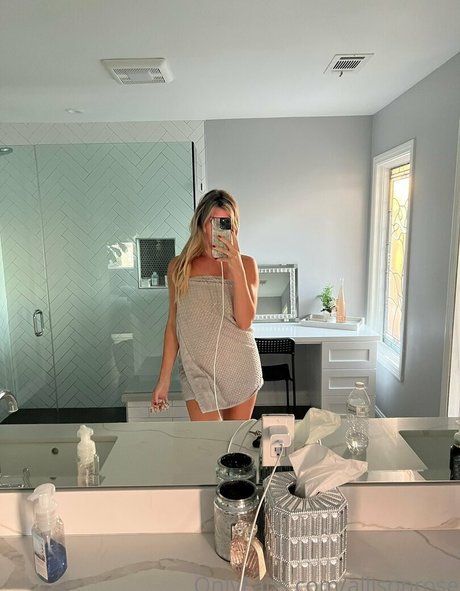 allisonrose ポルノスター アート アーカイブ