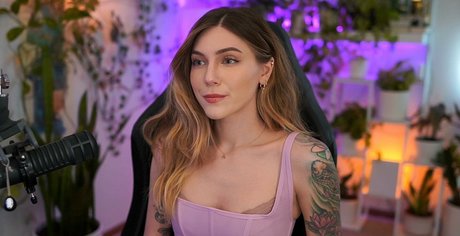 marzz 美しいポルノスター 写真