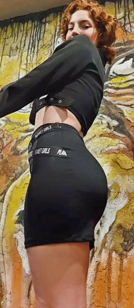 グローリーホール妻オンリーファンズ ホットセックス 画像