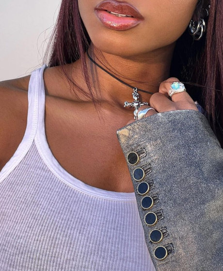 Normani Kordei エロティックなスター 写真