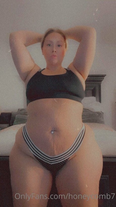 大学生のティーンオンリーファン ホットセクシー 画像