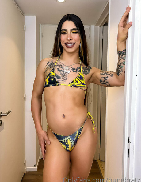 巨乳ディープスロートオンリーファンズ ホット 写真