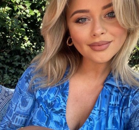 セクシーなラテン系オンリーファンズ アート裸 写真