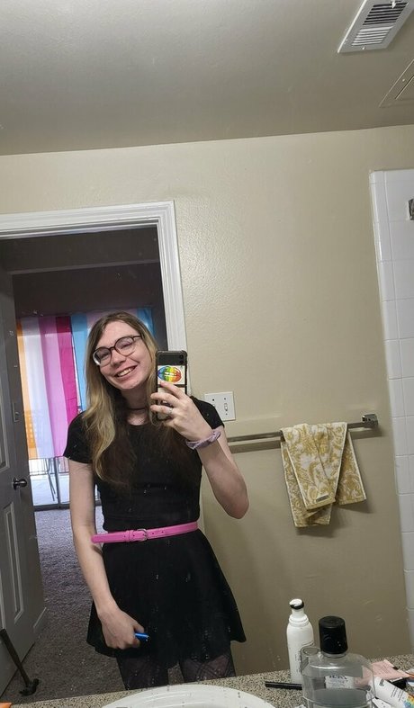 熟女中出しオンリーファンズ ホットヌード 写真