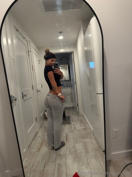 emiiixox ホット女優 写真