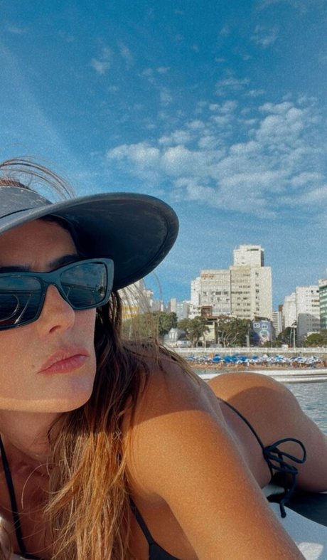 オナニー 潮吹き オンリーファンズ ホットセクシー 画像