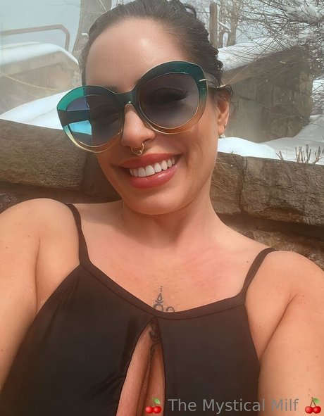 enchantressselenafree 最高のモデル 写真
