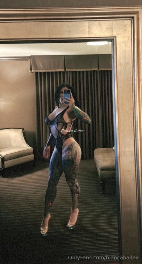 biancabailee 素敵なモデル 写真
