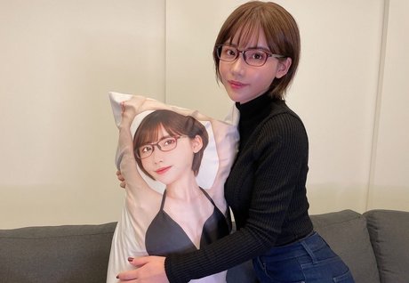 Eimi Fukada 最高のスター アーカイブ