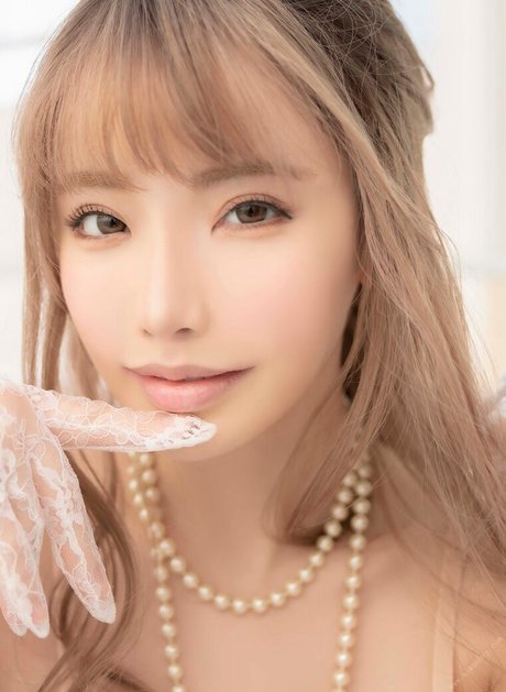 Eimi Fukada セックスモデル 画像