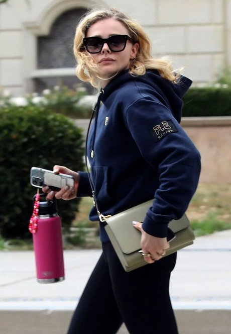 大きなお尻のオンリーファンズ アダルト 写真