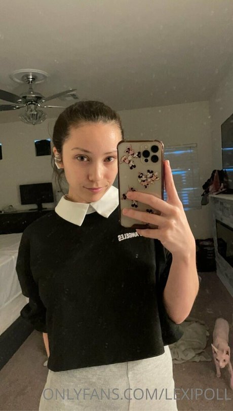 Lexi Poll ASMR エロティックなスター アーカイブ