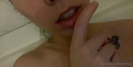 Lexi Poll ASMR 最高のスター アーカイブ