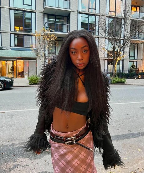 Majormommyissues アートモデル 画像