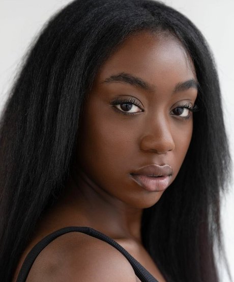 Majormommyissues ポルノ女優 写真