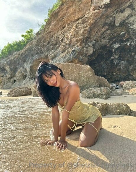 エボニーサマーオンリーファンズ アダルト 写真