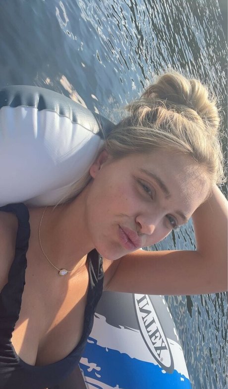 Paigemackenzie ホット女優 写真