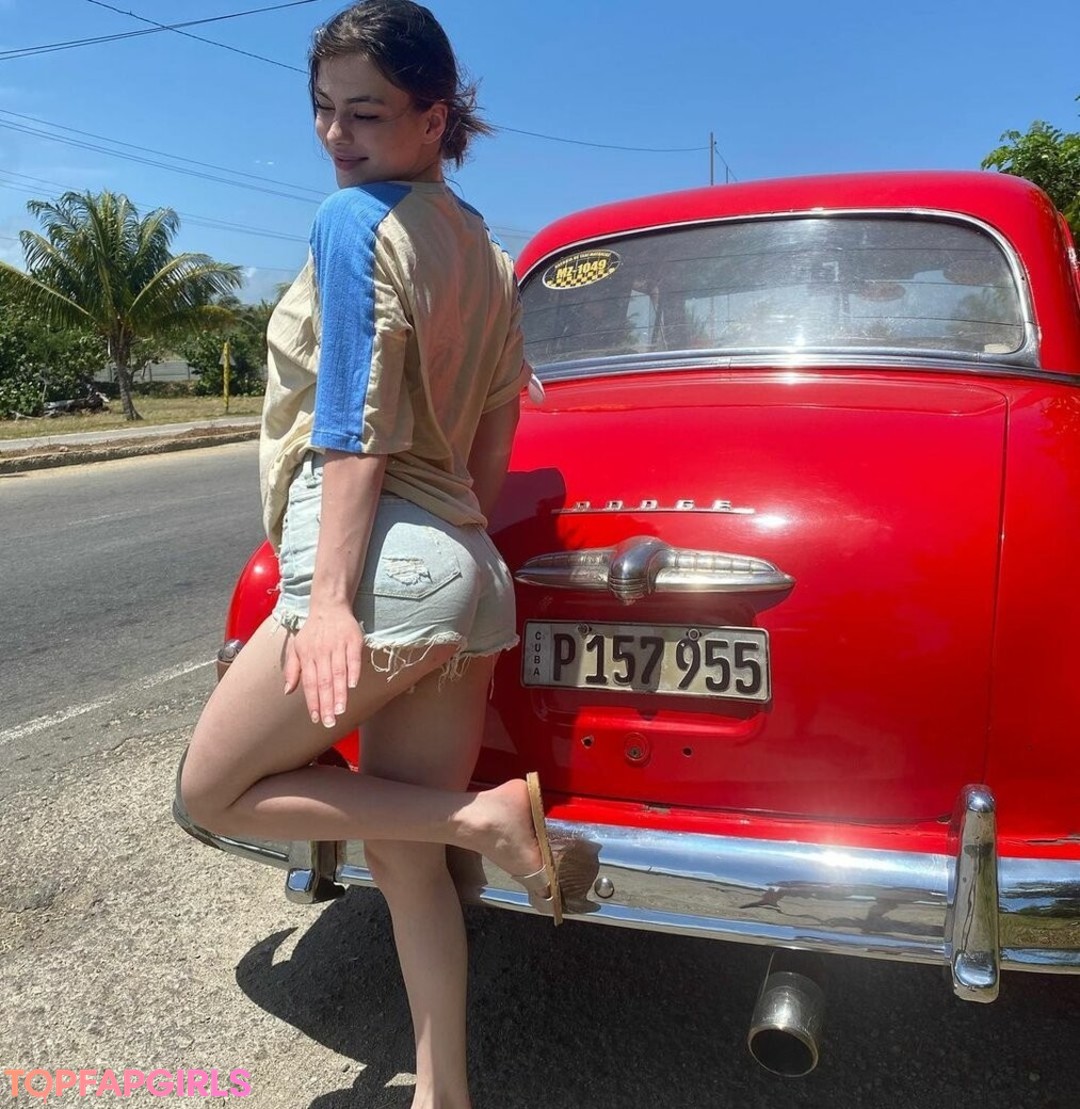 Sudefit HDポルノスター 写真