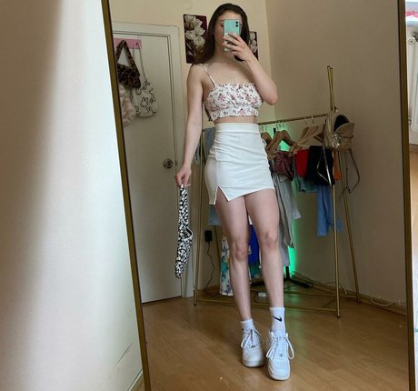 Sudefit エロティックなスター 写真