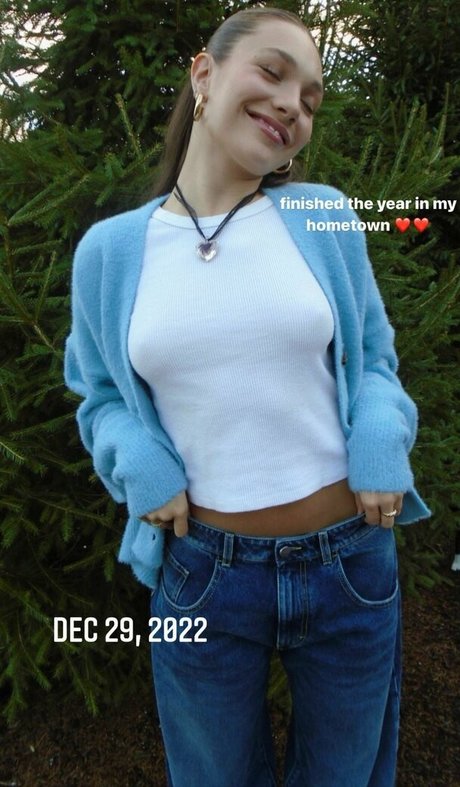 寝取られ妻オンリーファンズ ホット裸 写真