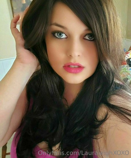 クソなオンリーファンズ 無料ヌード 画像