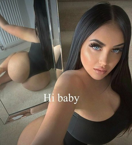 brunettebabiii xxxモデル 画像