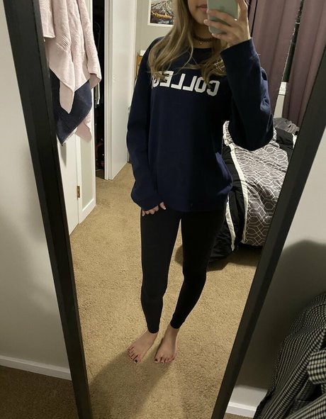 ダーティトークJOI オンリーファンズ セクシーヌード 画像