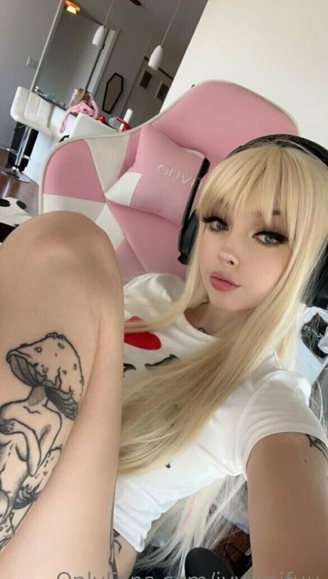 ivywaifuu 完璧なスター 写真