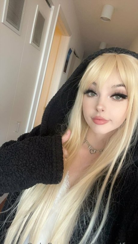 ivywaifuu 素敵なポルノスター ギャラリー