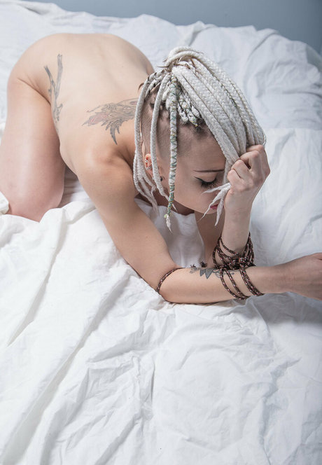 the inkedrabbit 最高のモデル 写真