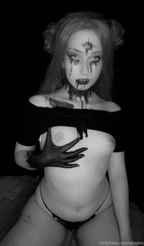 Xhajinx セックスモデル 画像