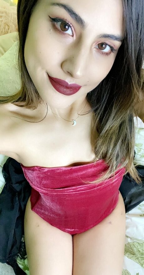 luxie xo エロティックなポルノスター 画像