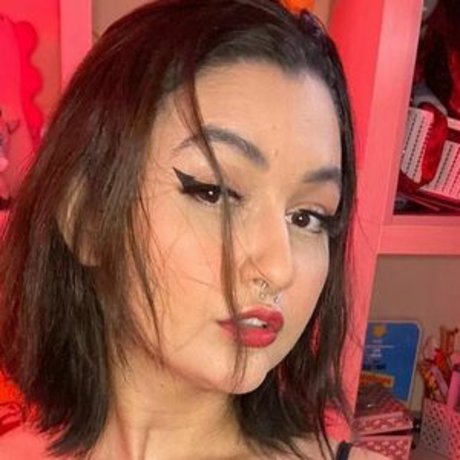 Nathye 女優 写真