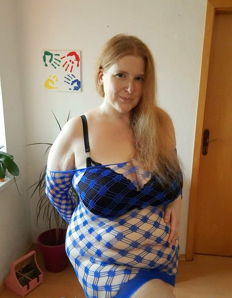 curlydreamsfree ヌードのポルノスター 写真