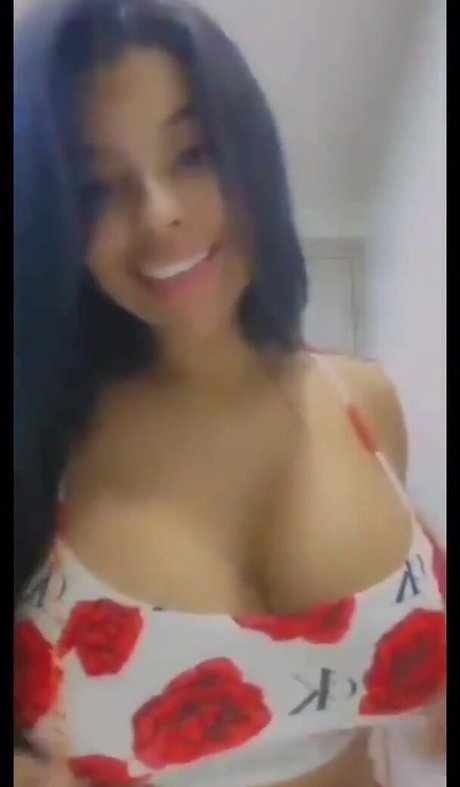 Arianny ホットなモデル 画像