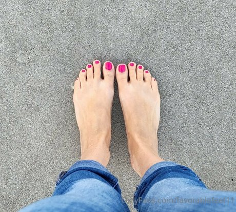 favorablefeet11 素敵なモデル 画像