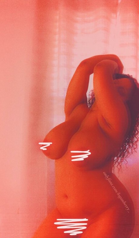 Gabrielle Logan セックスモデル ギャラリー