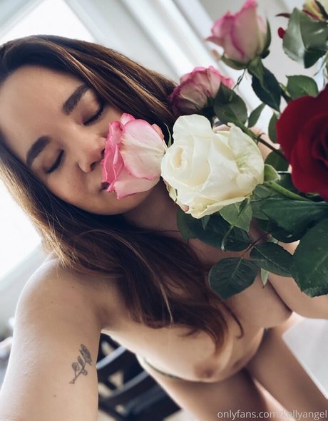 kellyangel トップスター 写真