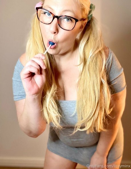 lizzyminx セクシーモデル 写真